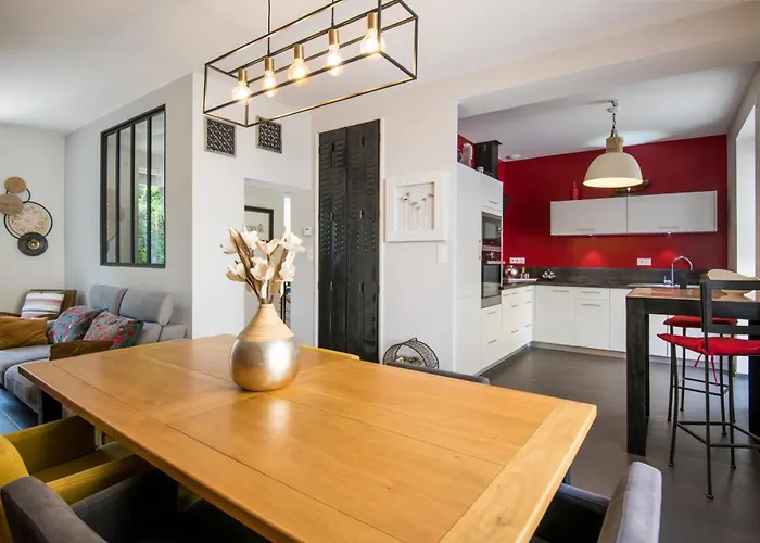 La Ruthenoise - Elegance, Clim, Parking & Jardin 度假居 罗德兹