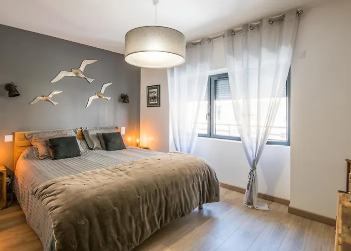 La Ruthenoise - Elegance, Clim, Parking & Jardin 罗德兹